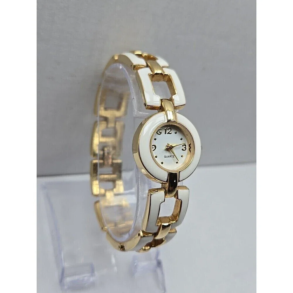 Avon White Enamel Gold Tone Link Bracelet Ladies Quartz Watch New Battery